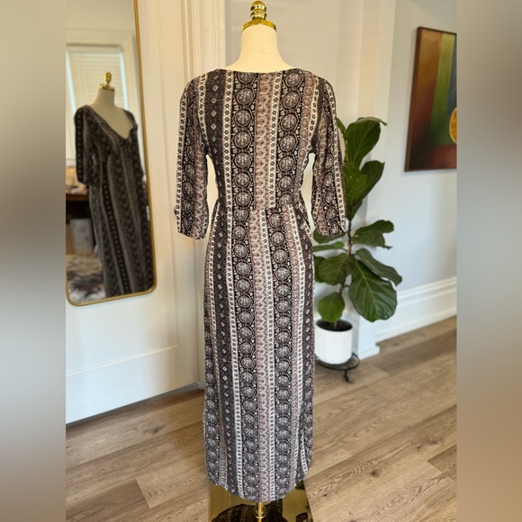 Abercrombie and Fitch Boho Maxi: Size Small - Picture 3 of 3